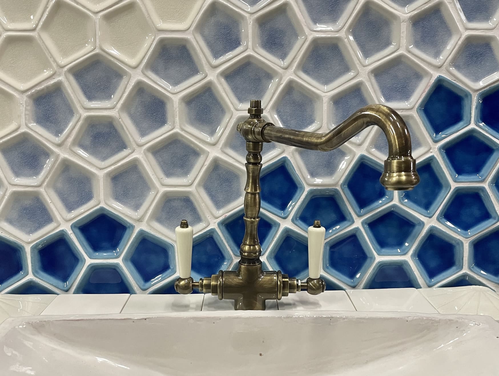 Ambiente Azulejo de Cerámica Pentágono